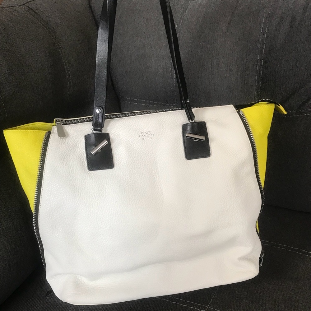 Colorblocked Tote - Picture 2 of 6